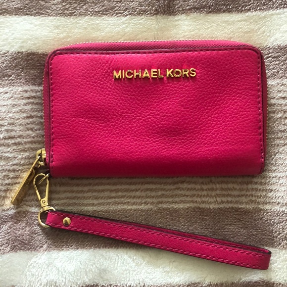 Michael Kors Handbags - Michael Kors Hot Pink and Gold Wristlet